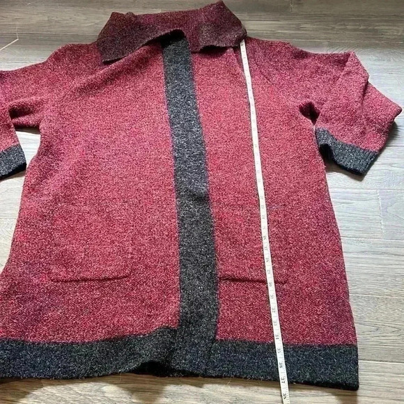 CYRUS | Red and black long cardigan knit sweater - Picture 8 of 12